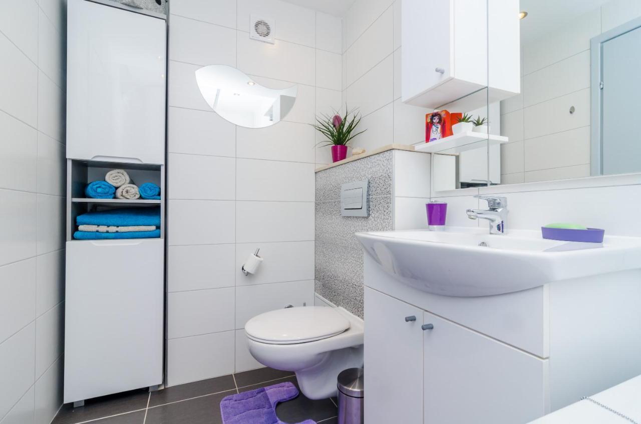 Sun City Apartment Дубровник Екстериор снимка
