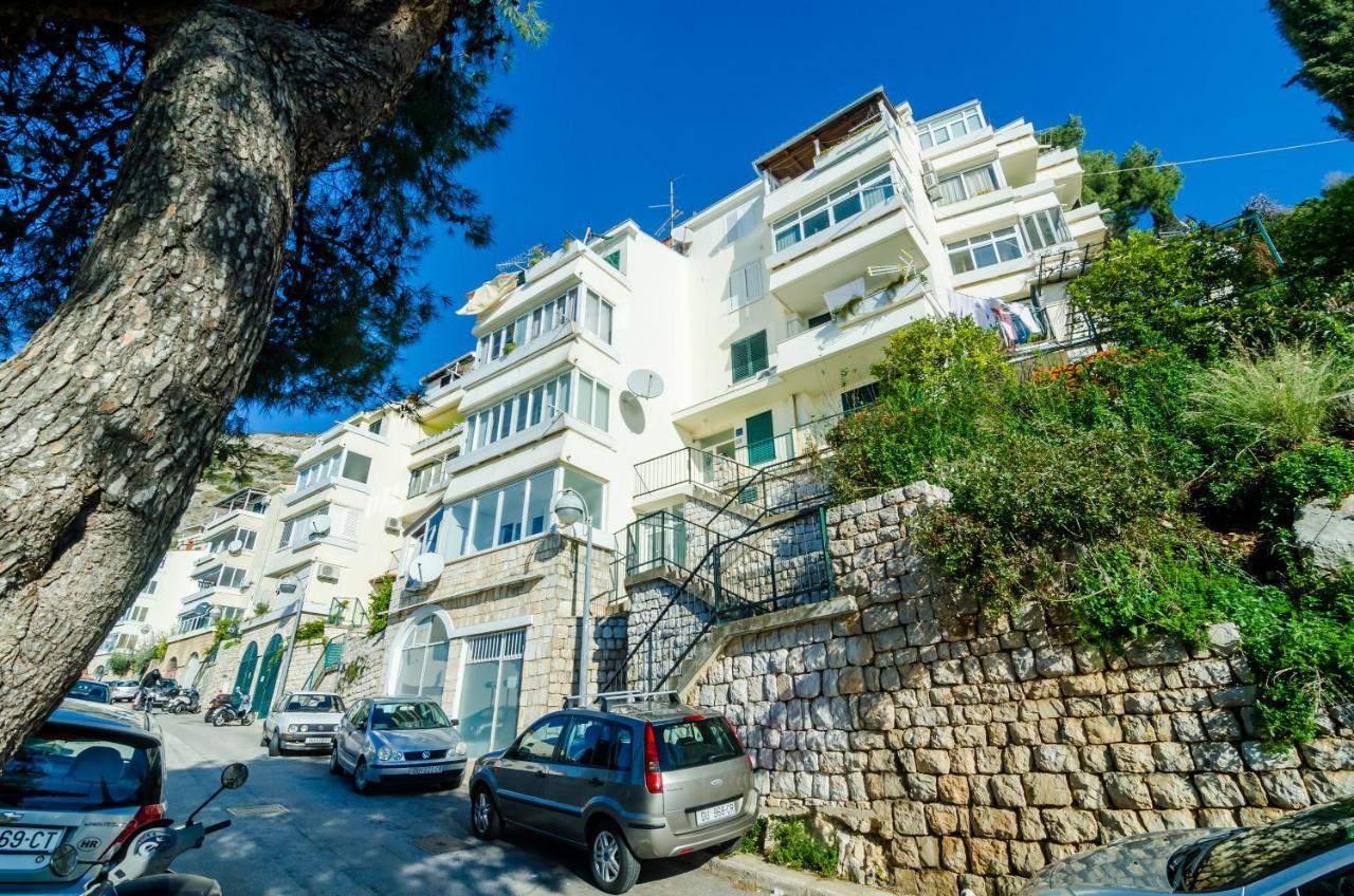 Sun City Apartment Дубровник Екстериор снимка