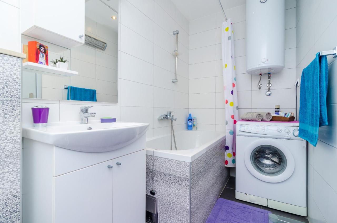 Sun City Apartment Дубровник Екстериор снимка