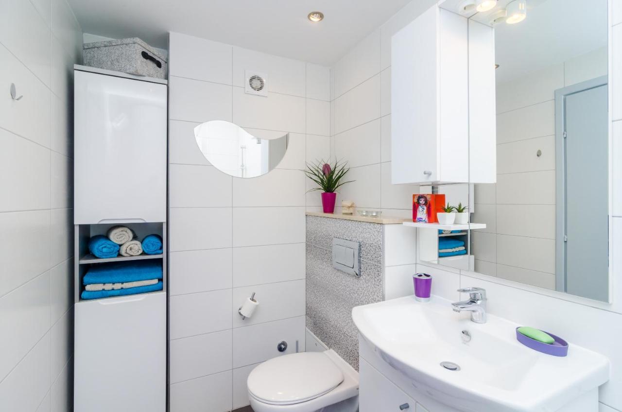 Sun City Apartment Дубровник Екстериор снимка